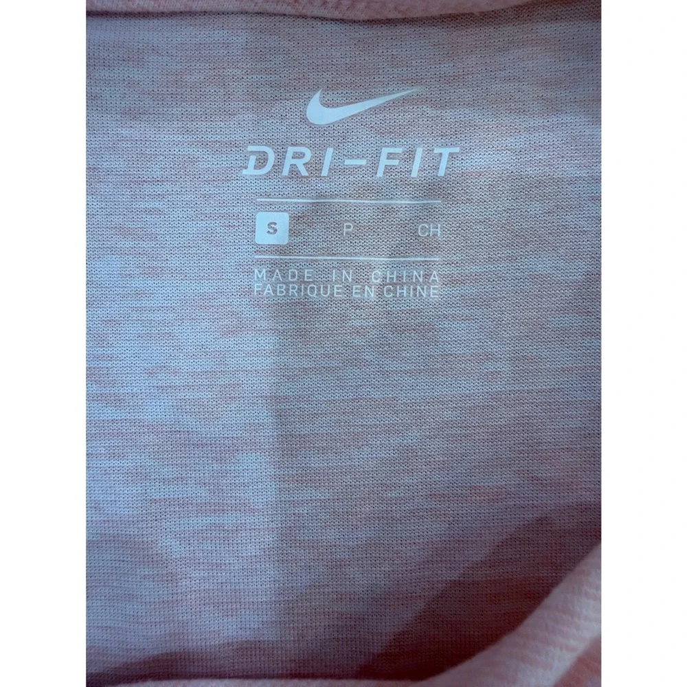 Nike Hoodie Women S Pink Dri-FIT Long Sleeve Athletic Swoosh‎ 930391-646
